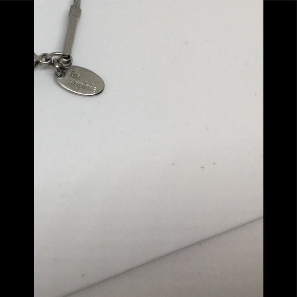 Layered necklace free with purchase - Picture 4 of 5